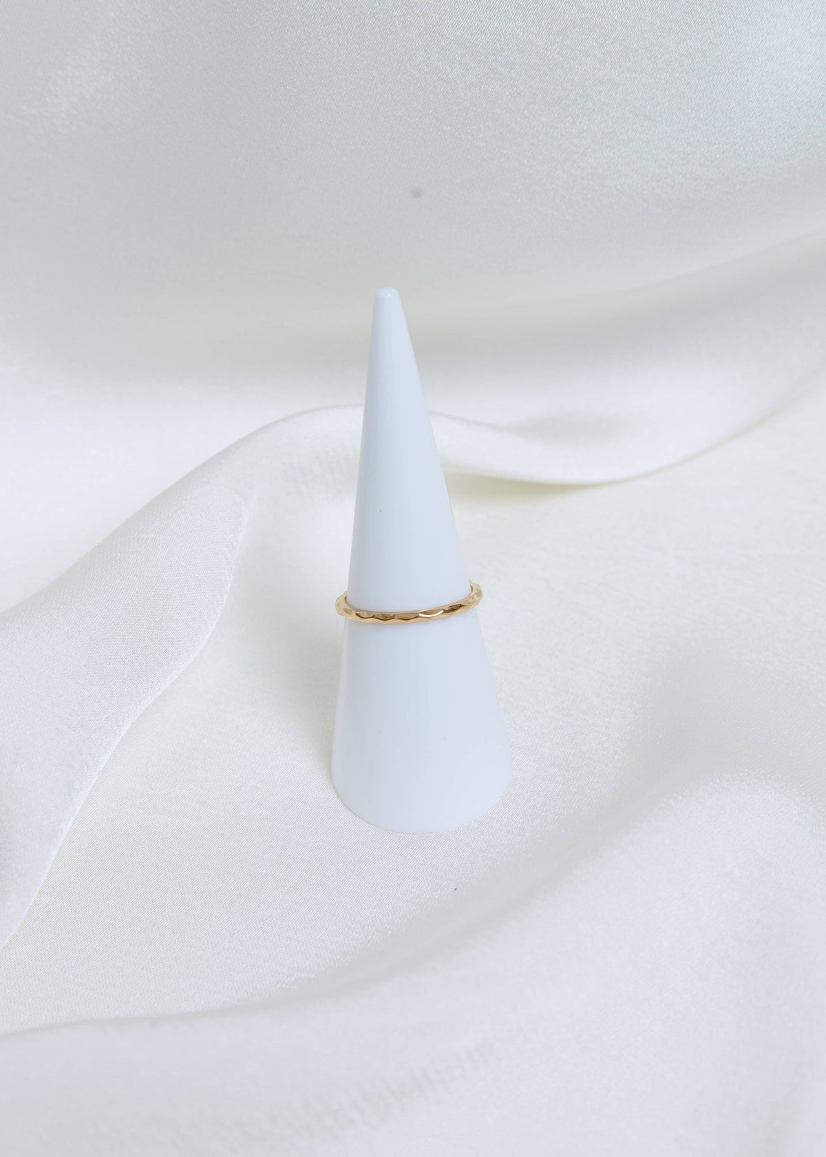 Sydney Ring: Gold